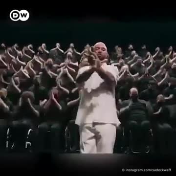 Sadeck Waff, a French Choreographer - Hand Ballet