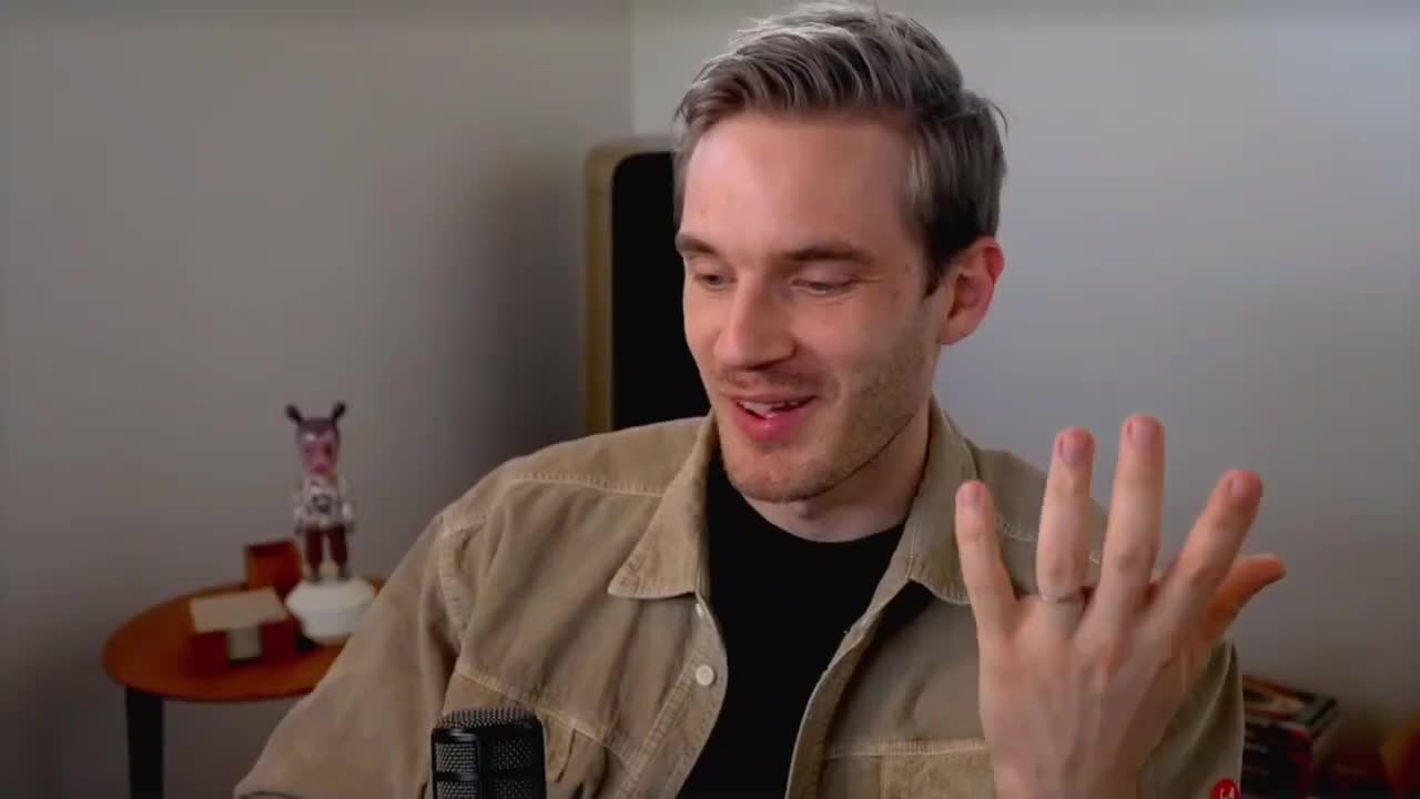 PewDiePie Reacts to MY Dog Stepped on A Bee🐝