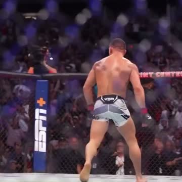 MICHAEL CHANDLER KNOCKS OUT TONY FERGUSON AND DOES BLACKFLIPS #UFC274 #UFC #MICHAELCHANDLER #TONYFERGUSON