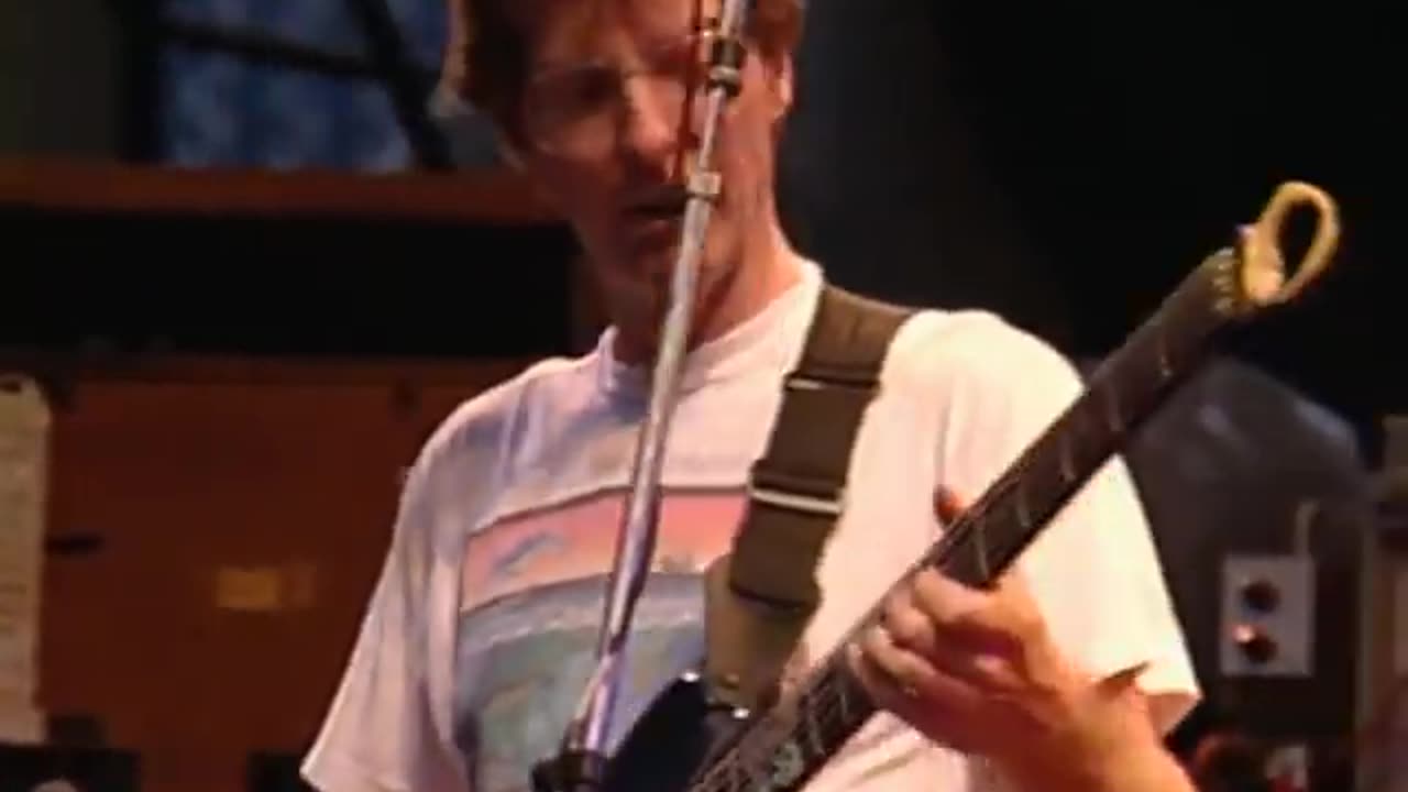 Grateful Dead - Truckin' Up to Buffalo (Live at Orchard Park)