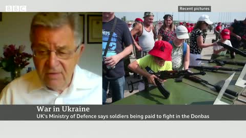 Russia appeals for new recruits to join Ukraine war effort - BBC News