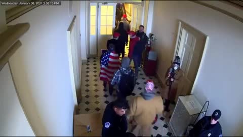 Jan 6 Video Of Capitol Police Allowing Protesters To Enter Capitol Side Doors