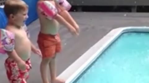Baby come see lovely brave funny diving