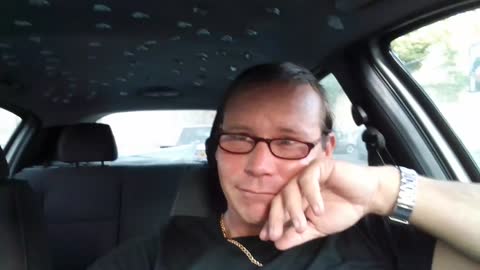 DALLA CHAT DEI VACCINATI PFIZER🤣🙈