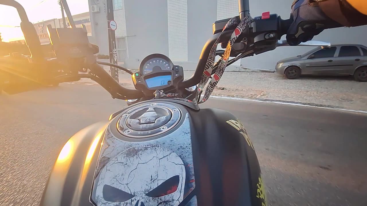 Como rodar a 50 na pista de 60 sem levar multa.