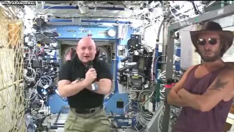 SPACE PUPPETS