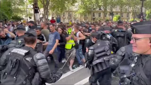 Paris Protests turned violent