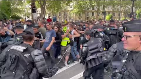 Paris Protests turned violent