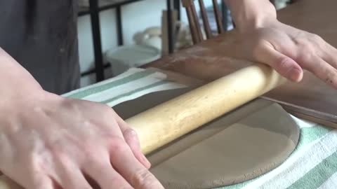 Repeatedly Roll The Soft Pottery Flat