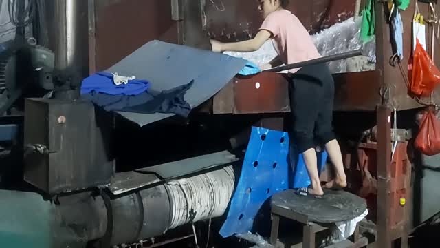 used plastic bag recycling facility