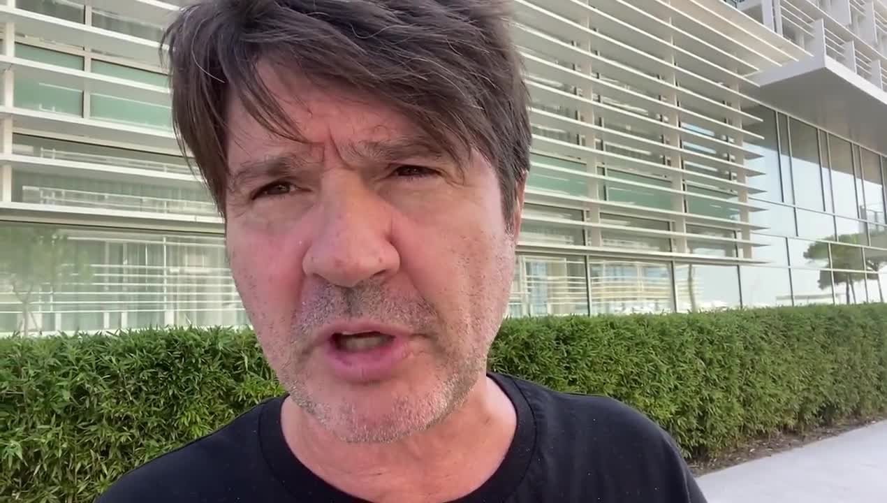 Significato N°233 presente su tutti i giornali de Mondo. Il simbolismo sarà la loro rovina!!