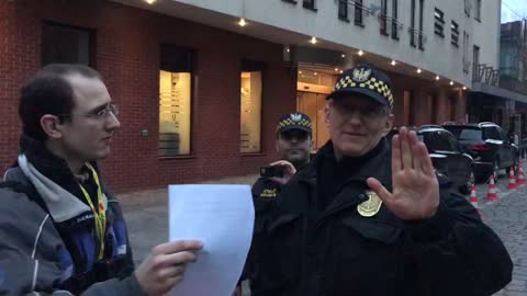 Pro prawo do życia BLOKADA PIKIETY PRZEZ FUNKCJONARIUSZY