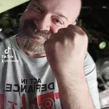 Mechanics lean an entire social network, watch me.