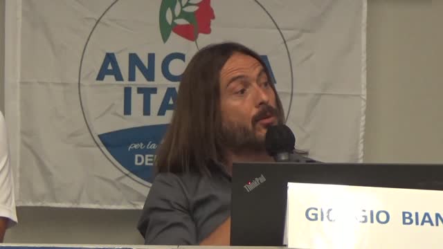N.20 07-07-2022 Forli' G.Hotel-Convegno Ancora Italia - domanda a Bianchi e risposta