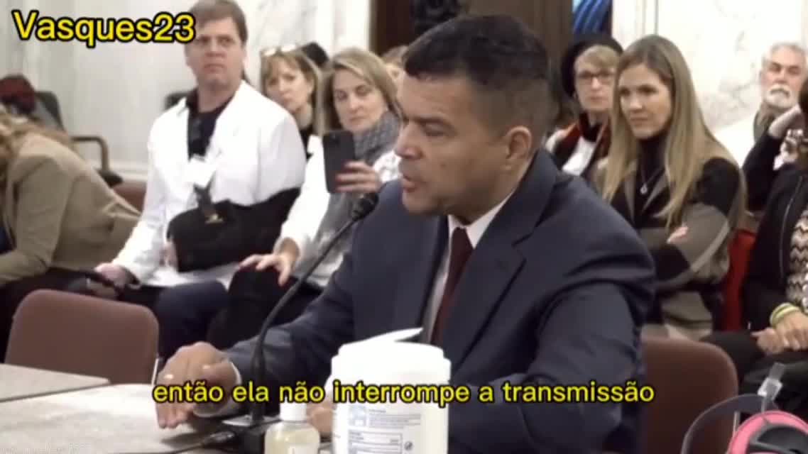Vacinas causando infecção em massa depois das eternas doses..