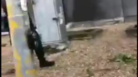 An admission by a RIOT SQUAD COP HE DOESNT AGREE WITH THE LOCKDOWNS