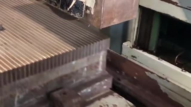 ELB (Germany) 600 m.m. x 300 m.m. Hydraulic Surface Grinder