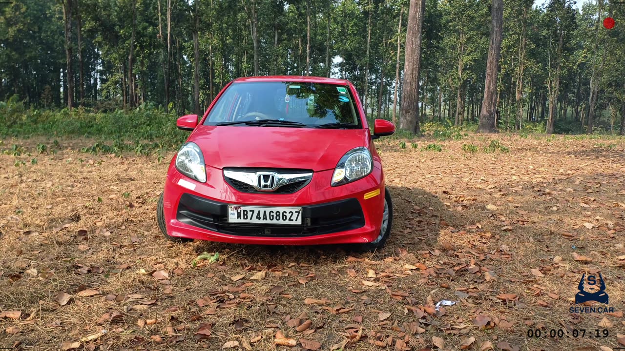 Seven Car Presents: Unveiling the Honda Brio - Preowned Excellence!