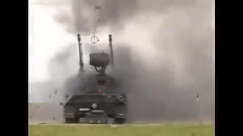 Kriegs minister Lambrecht fachmännisch