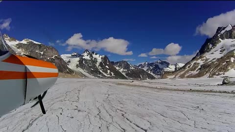 Glacier Flying Introduction