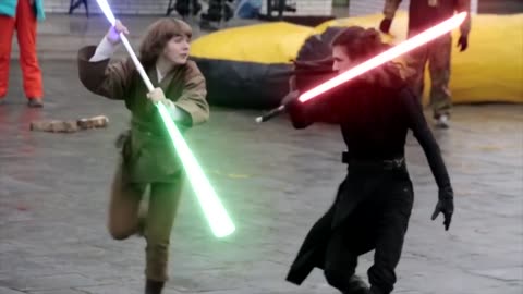 4 seconds of saberfighting