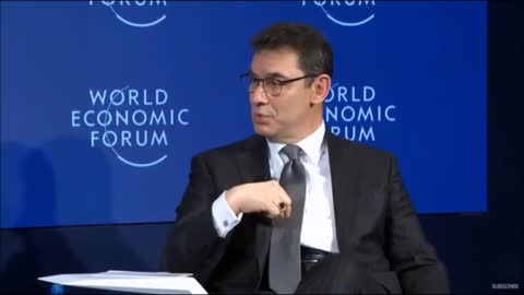 Pfizer CEO Albert Bourla explains Pfizer's new tech to Davos crowd: