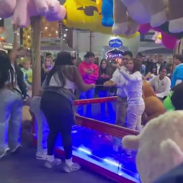 Fight over giant cuddly toy prize breaks out at Orange County fair