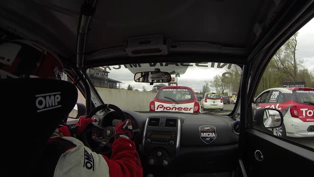 2016 Nissan Micra Cup Calabogie Race Crazy Start Crash