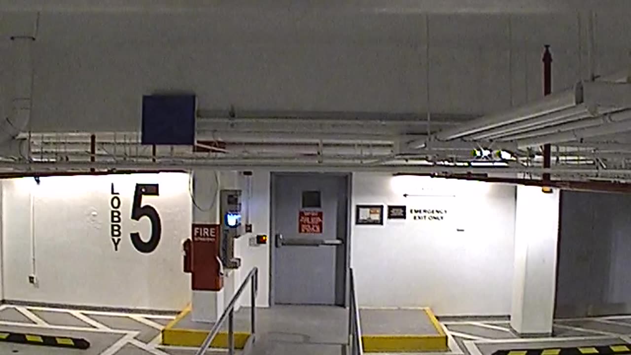 6155RHOBG1G105ASWLobbyEntry_2021-01-06_22h20min03s230ms.mp4