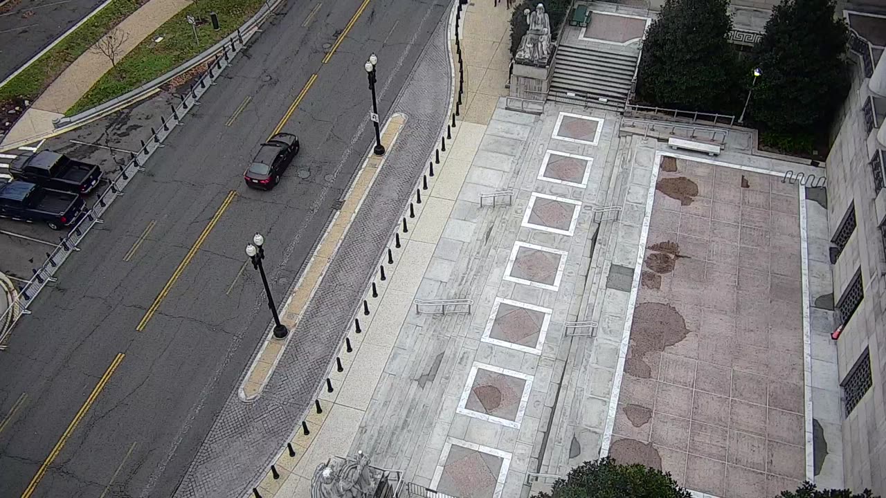 3106RHOBRFNorthRoofCenter_2021-01-06_08h06min10s060ms.mp4