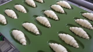 The complete process of Croissant