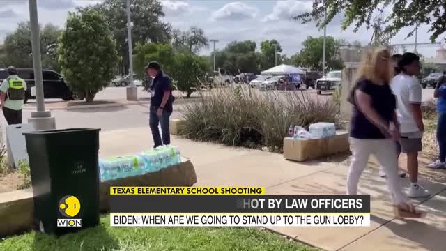 Gunman kills children and teachers in Texas school