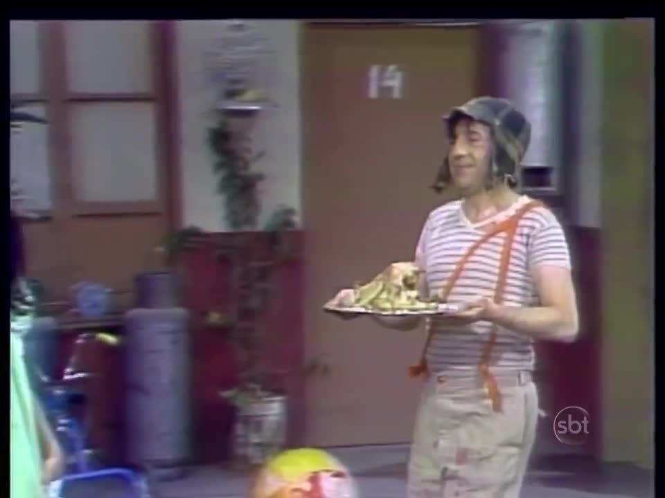 (1976) Chaves - A Galinha da vizinha é mais gorda do que a minha