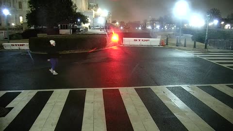 0687USCG00K25SouthBarricadePlaza_2021-01-05_21h19min45s423ms.mp4