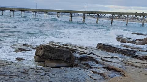 The Sunset Cliffs of San Diego in action...