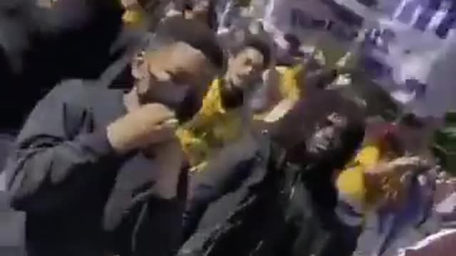 The patriot that first tweeted this got suspended.