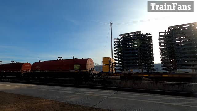 CN 3891 & CN 3113 Locomotives Manifest Train Westbound Strathroy Sub