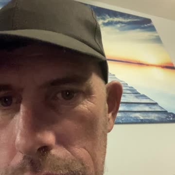 Hipocritical bich slaps all day every day