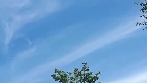 Himmel in Berlin am 17. Juni 2022 um 13:23 Uhr