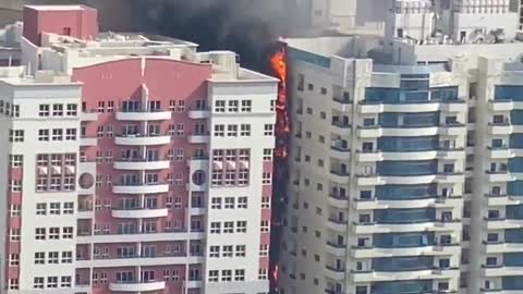 Fire broke at the resedincial building in dubai, kape safe evreyone