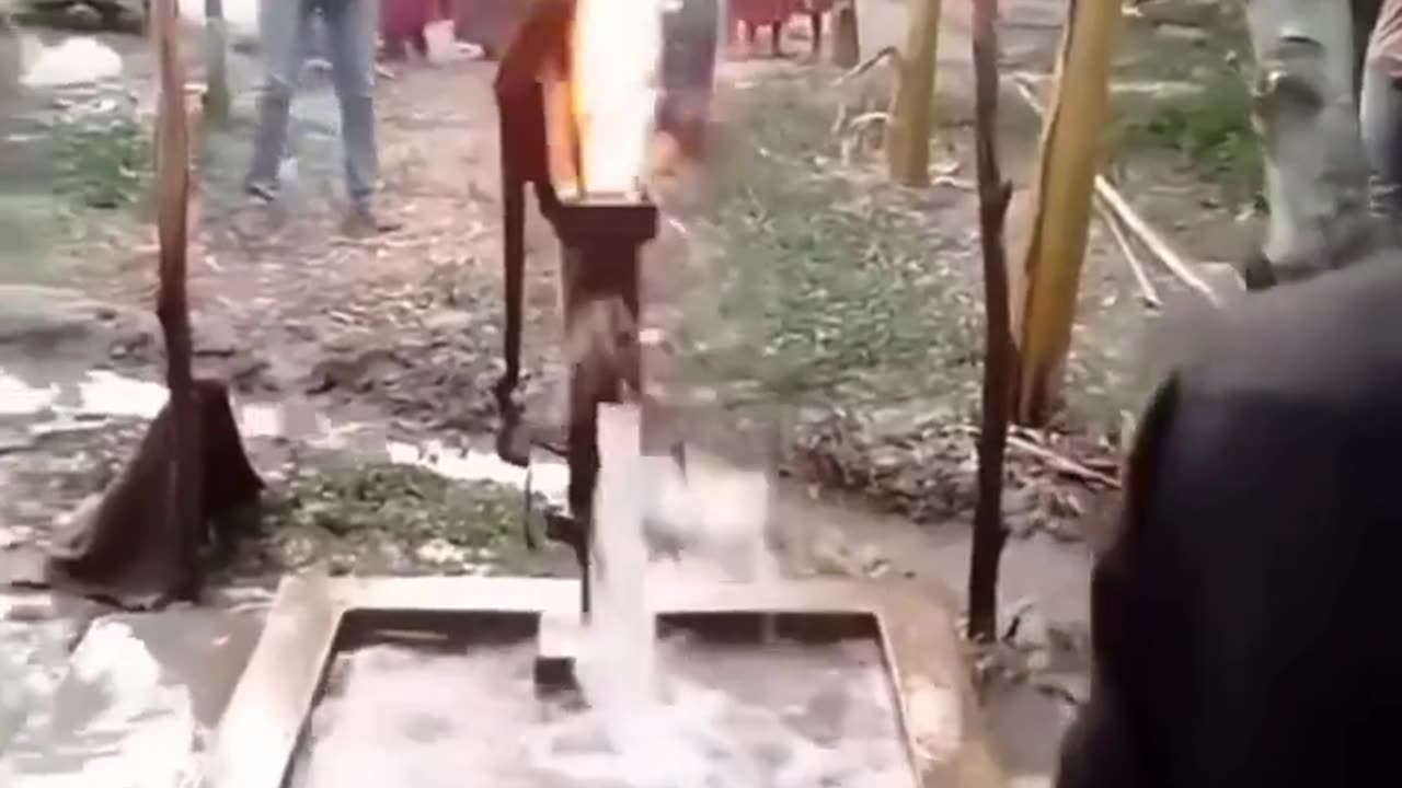 Ek Hath se video viral