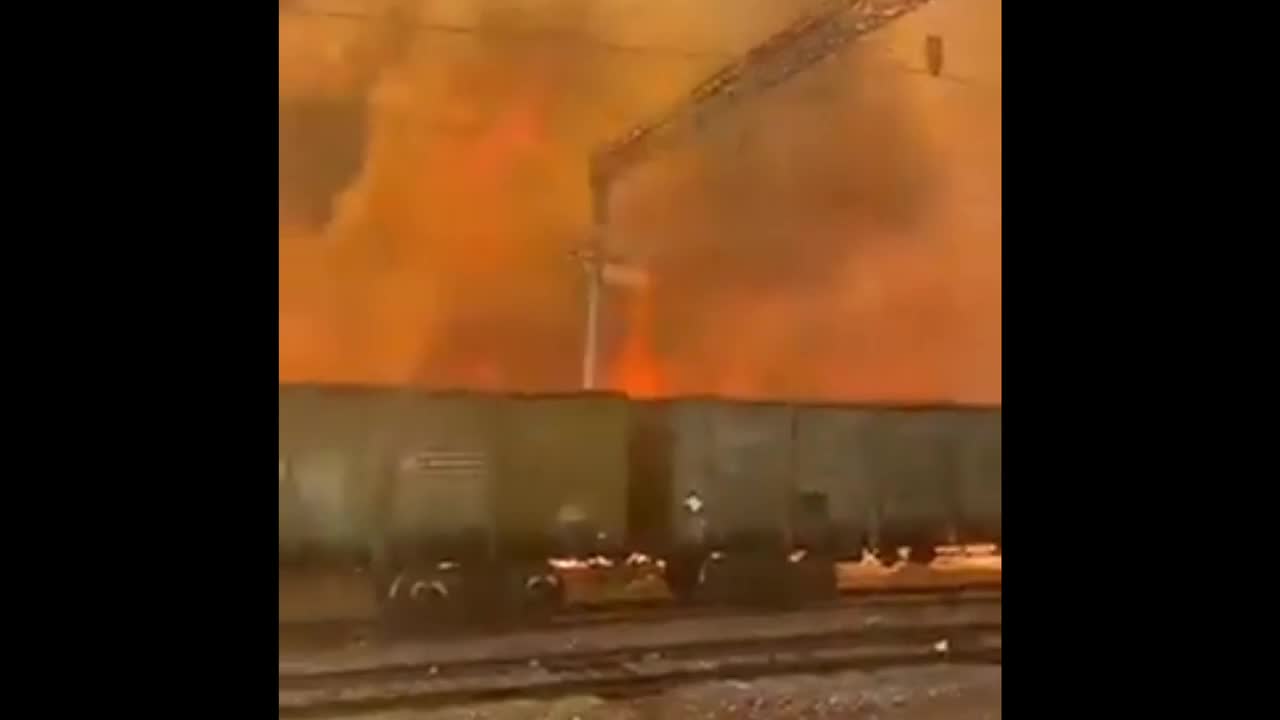 IN THE KRASNOYARSK TERRITORY, #RUSSIA, FIRES HAVE ALREADY DESTROYED MORE THAN 450 BUILDINGS