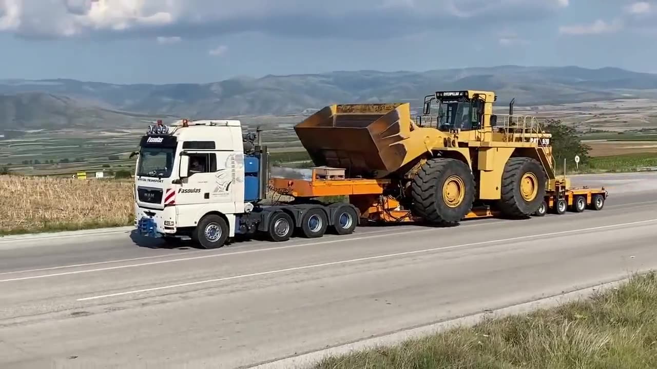 Engineering vehicle video sharing-