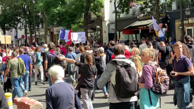 Nearly 300,000 French Protest COVID Tyranny! Part 1