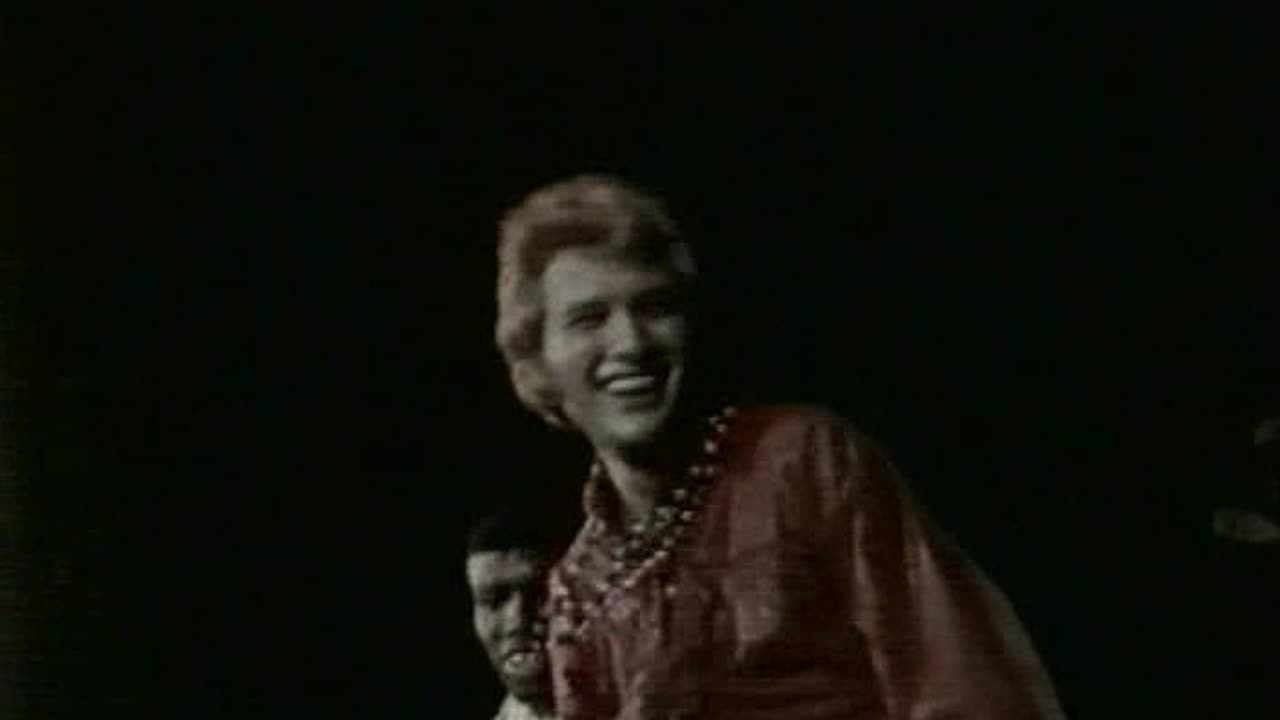 Johnny Hallyday - Palais Des Sports = Rare Performance Music Video 1967