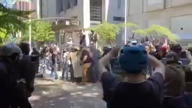 BLM & Antifa Riots 2020 - 2020-08-22-21-00-35-Portland.mp4