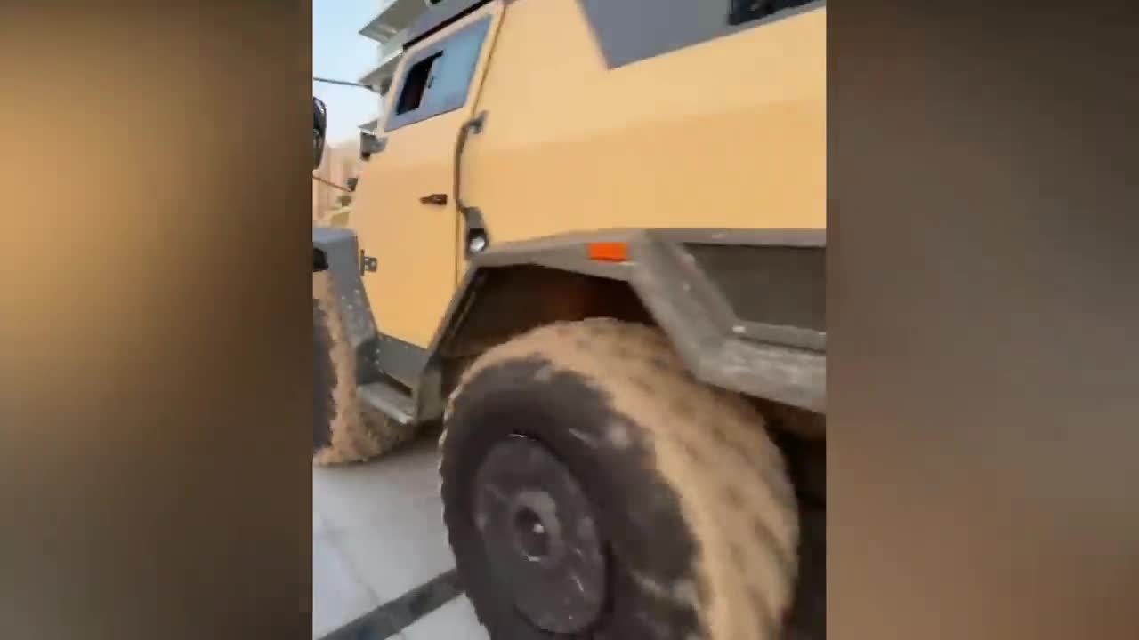 Funny Cars Compilations and Fails