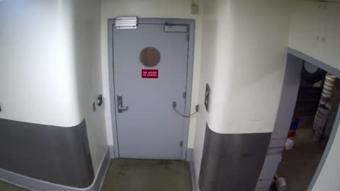 6128RHOBSBRSBST4Stairwell4_2021-01-06_08h20min01s220ms.mp4