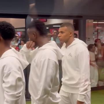 Mbappe and Vinicius 😁