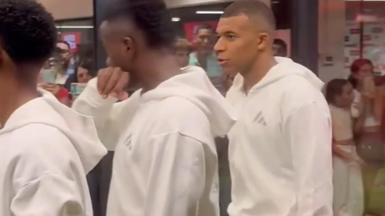 Mbappe and Vinicius 😁